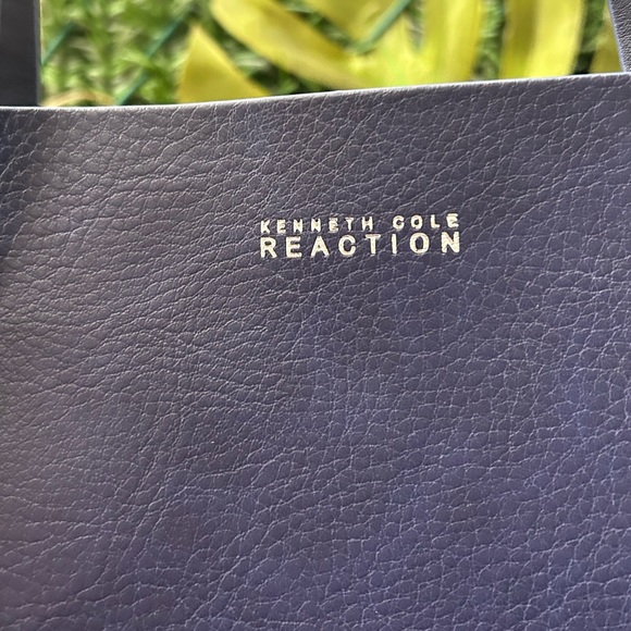 Kenneth Cole Reaction large dark royal blue tote shoulder bag - Picture 7 of 9